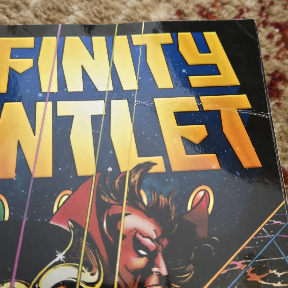Marvel note creasing